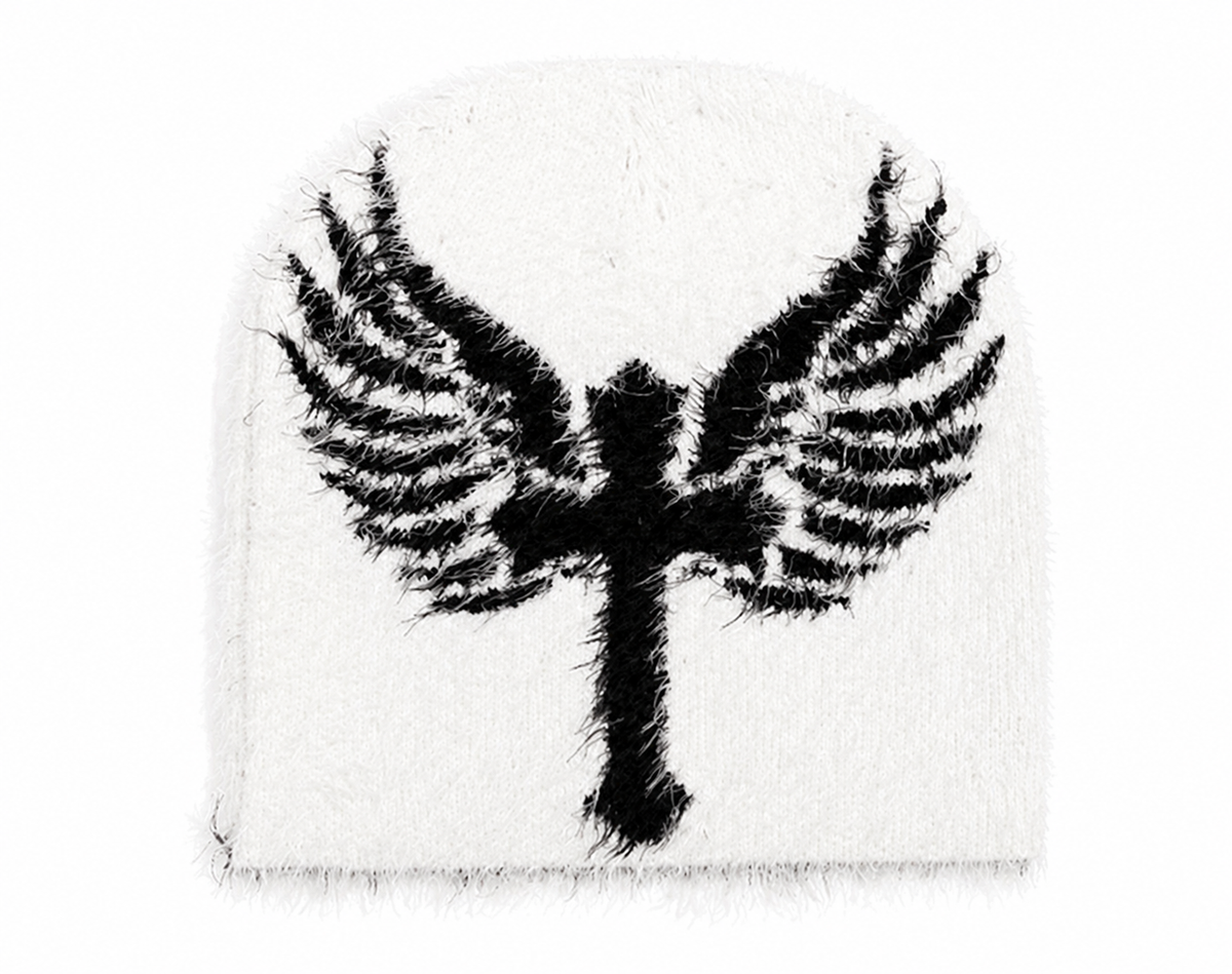 Fuzzy Beanie White / Black